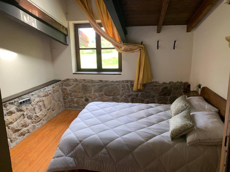 La Fontanina De Mario Villaviciosa (Asturias)